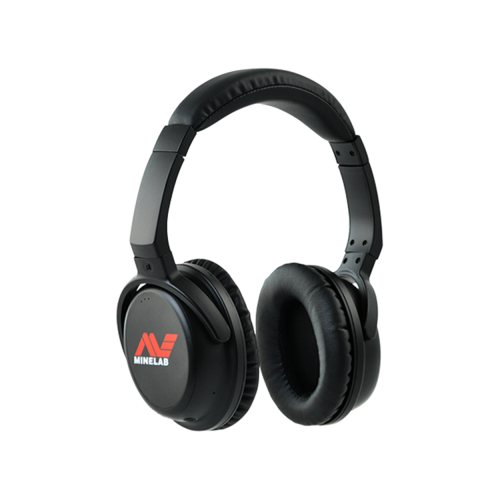 Headphones of the Minelab Equinox 800 Multifrequency Metal Detector.